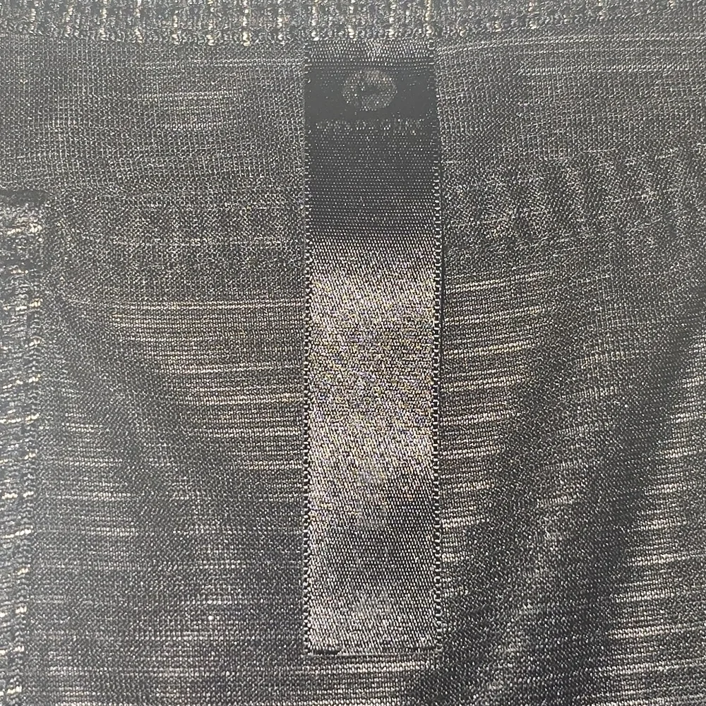 90 degrees by reflex Black Thin Gold Stripe Loose Fit Racerback Tank Size M‎ - Picture 7 of 7